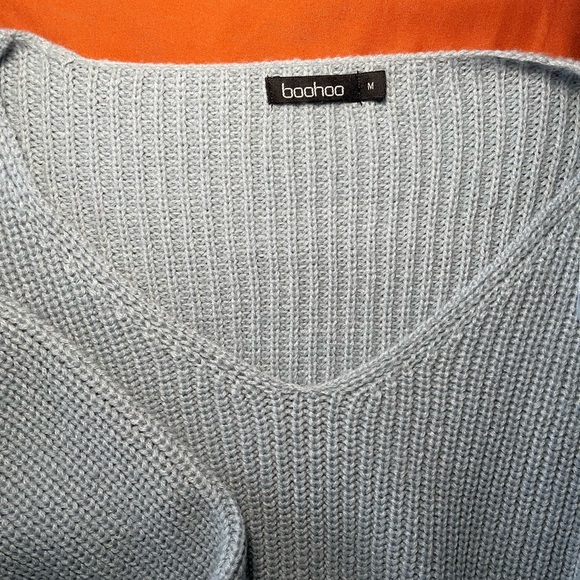 cropped loose v neck sweater - Picture 4 of 6